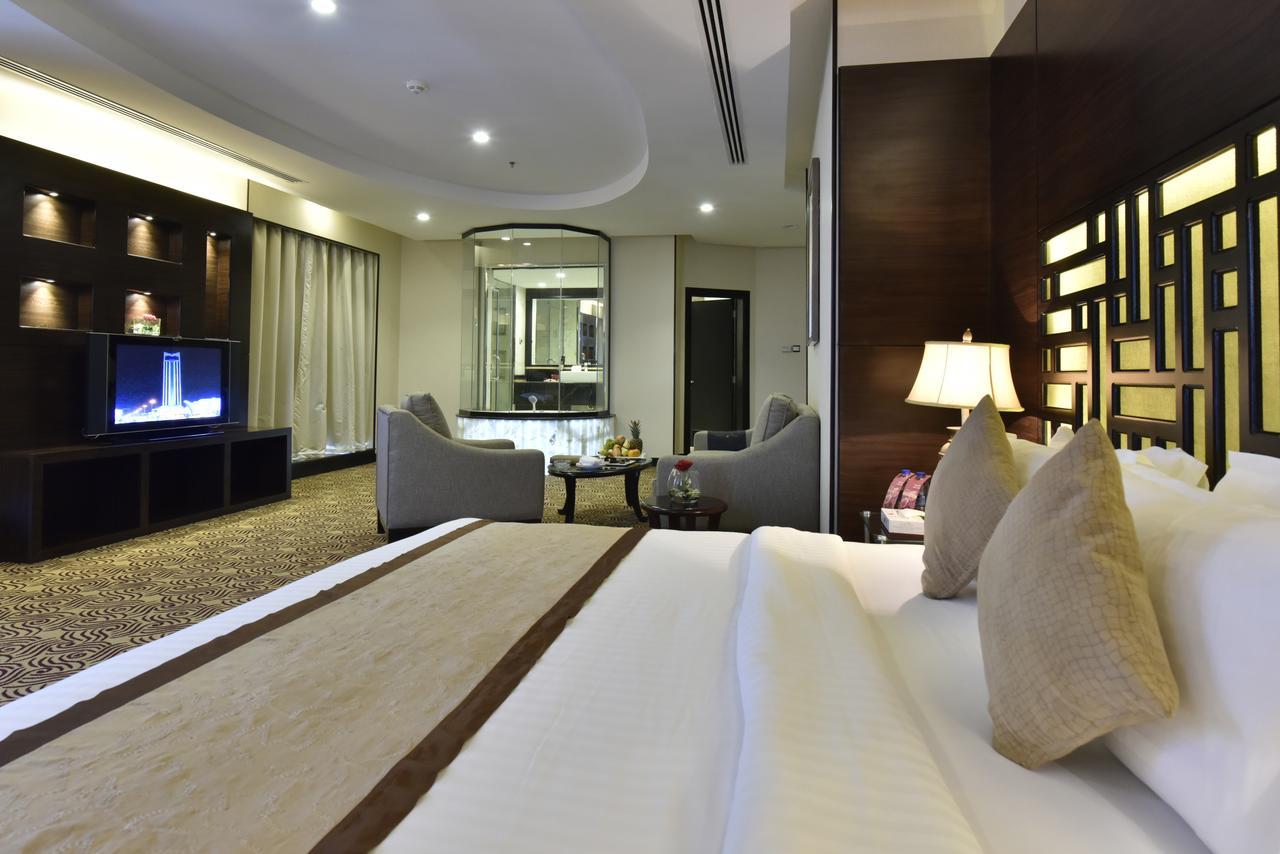 Awaliv gold suite