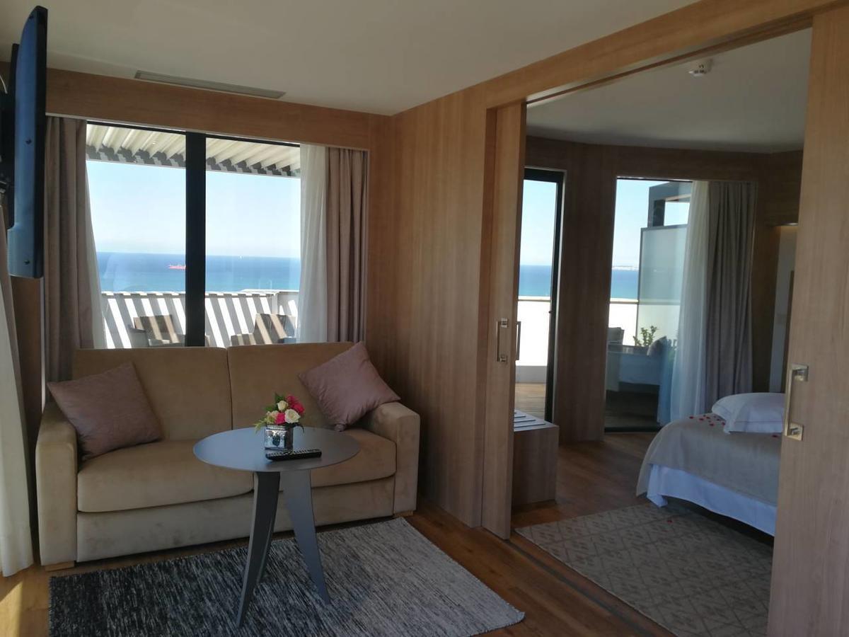 Suite with Hot Tub
