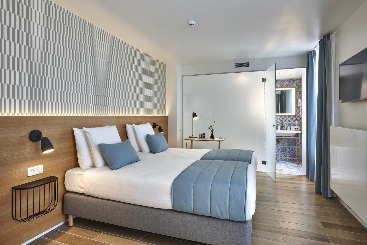 Cozy Twin Room