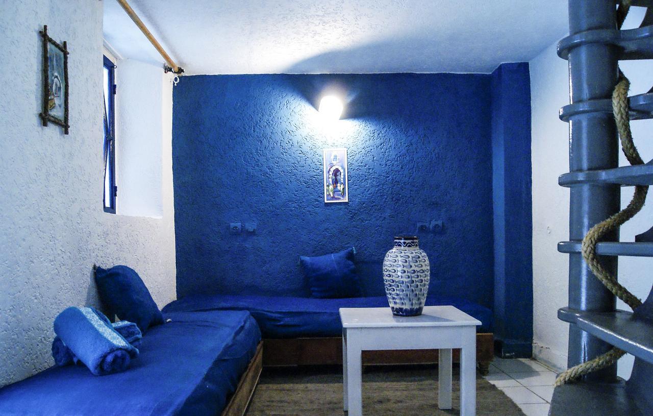 Standard Double Room with Shared Bathroom