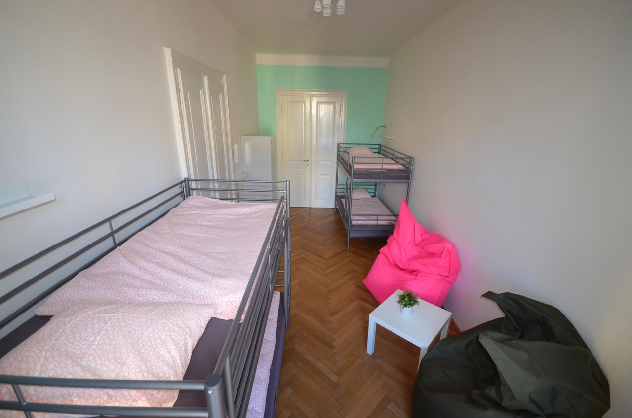 Bed in 12-Bed Mixed Dormitory Room
