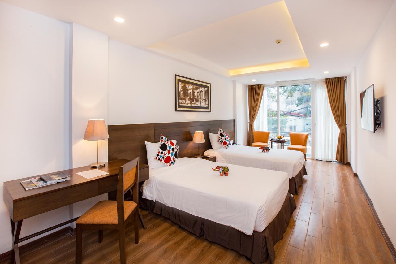 Deluxe Double or Twin Room with Balcony