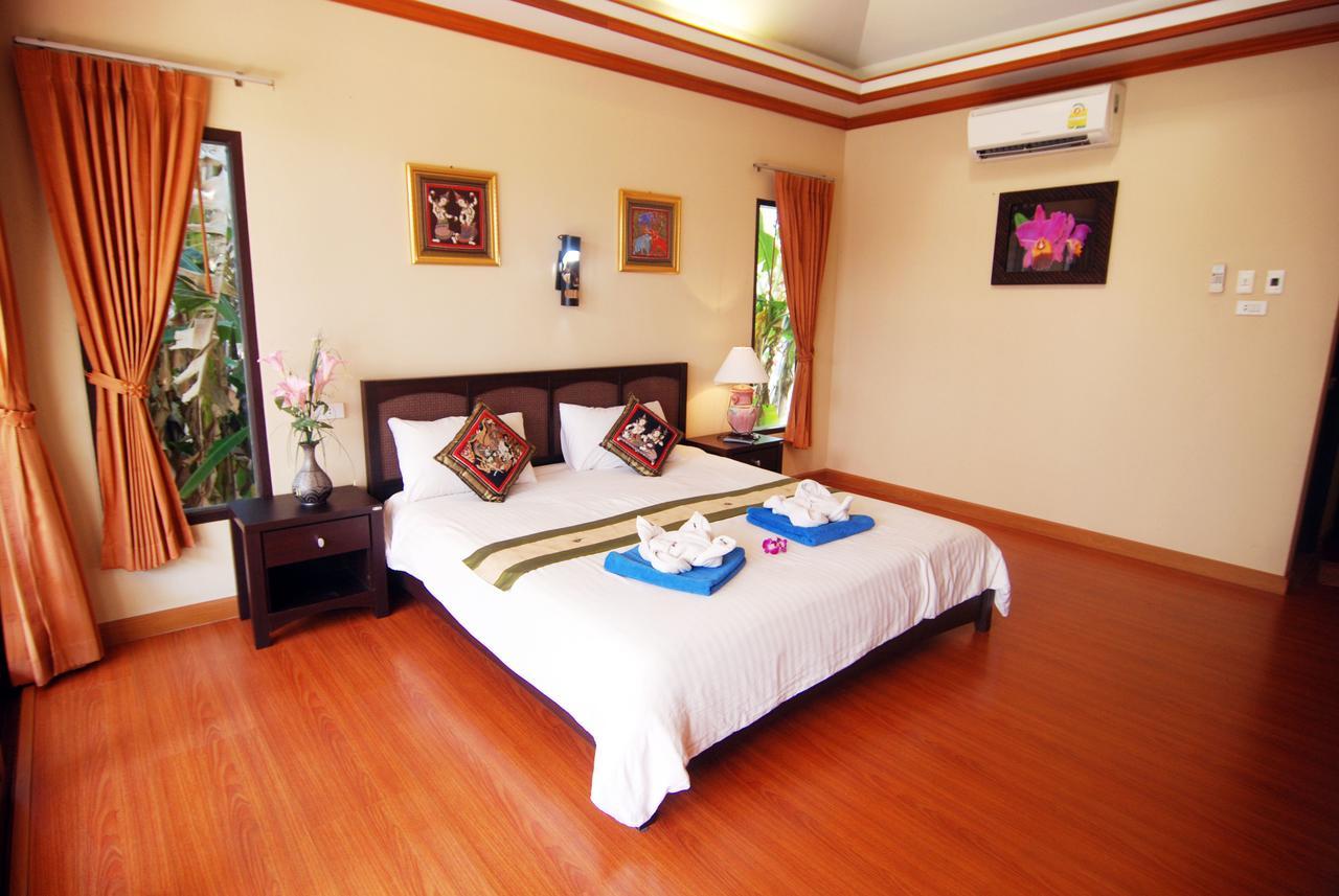 One-Bedroom Villa with Garden View