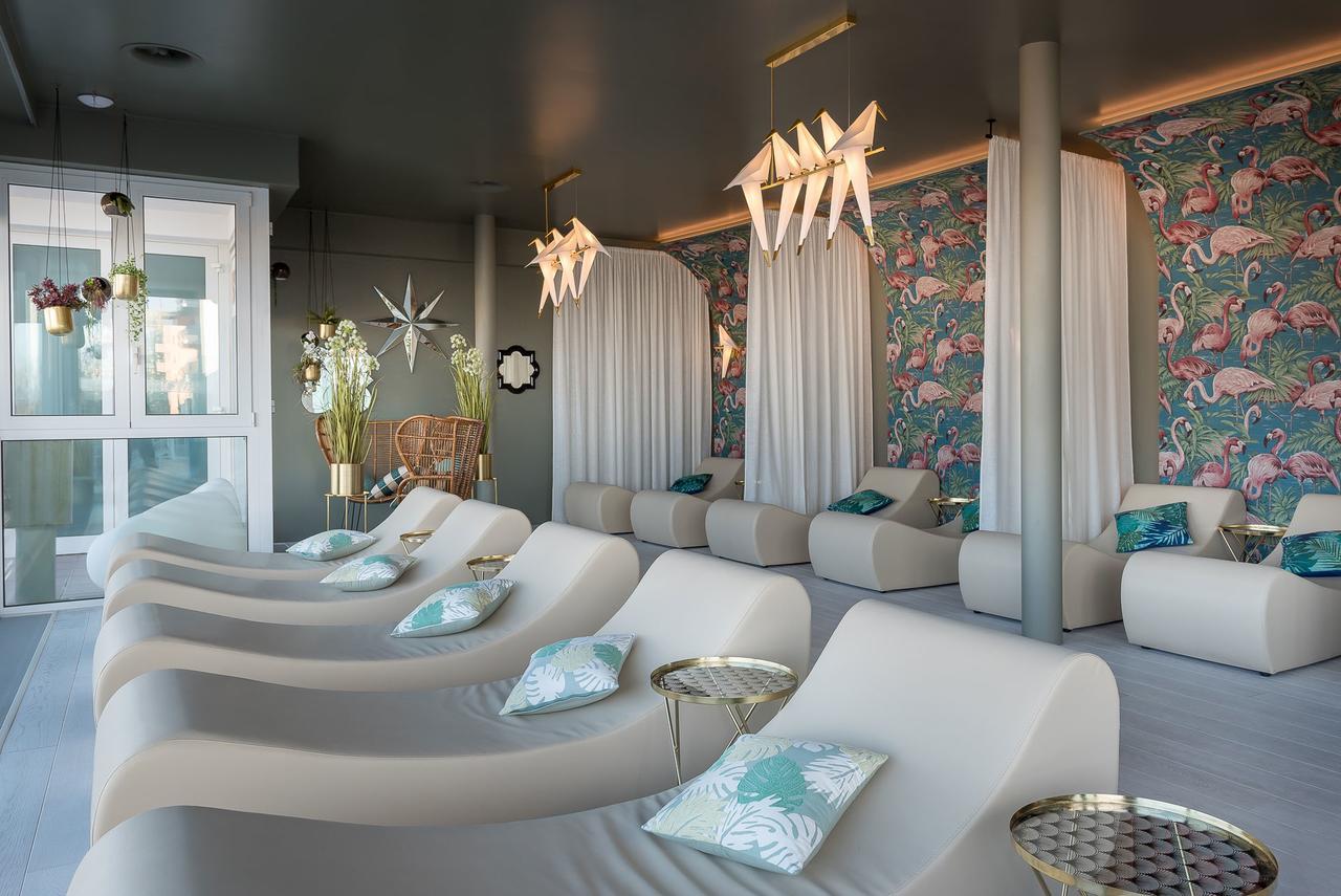 Junior Suite with City View and Spa