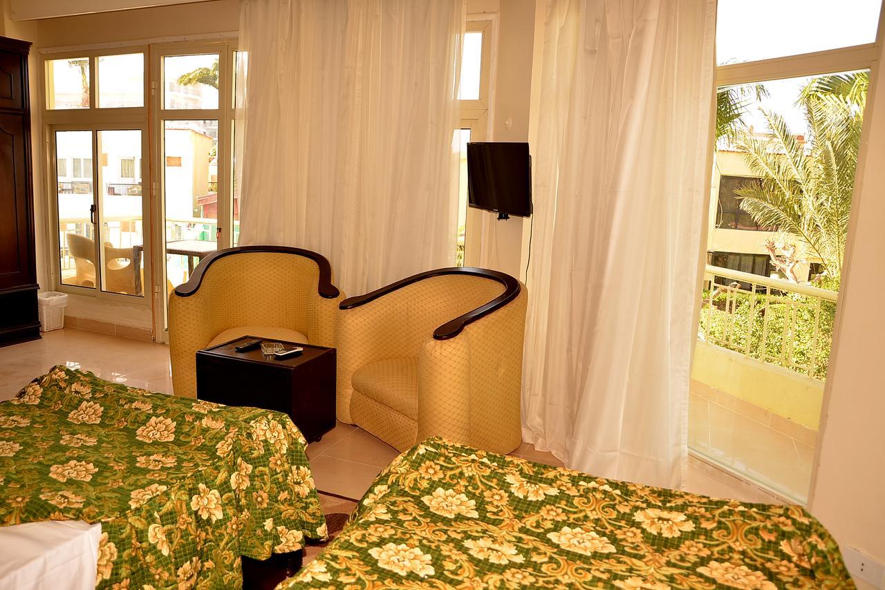 Family Room (4 Adults)
