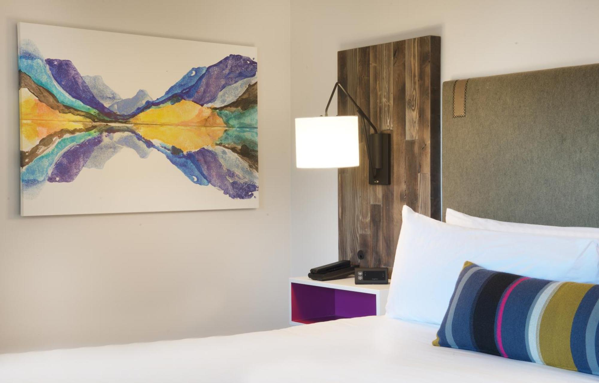 King Room - Pet Friendly/Non-Smoking