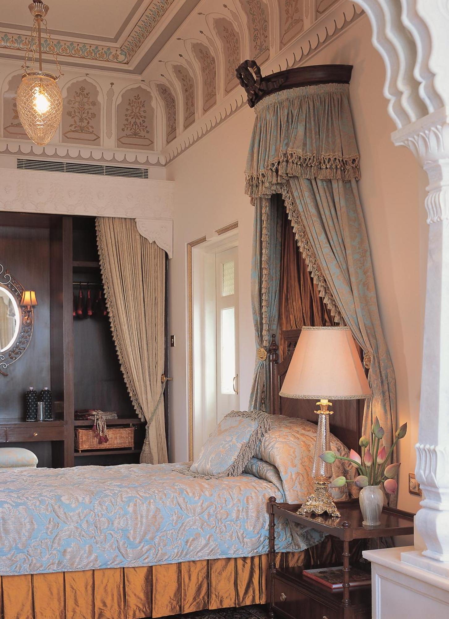 Royal Suite with Lake View