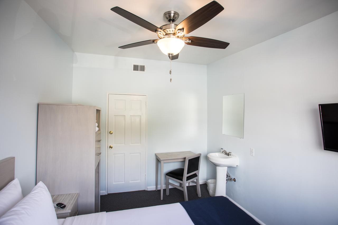 Queen Room with Shared Bathroom
