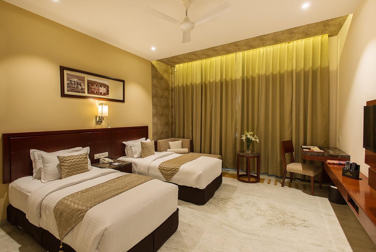 Lotus Room Twin Bed