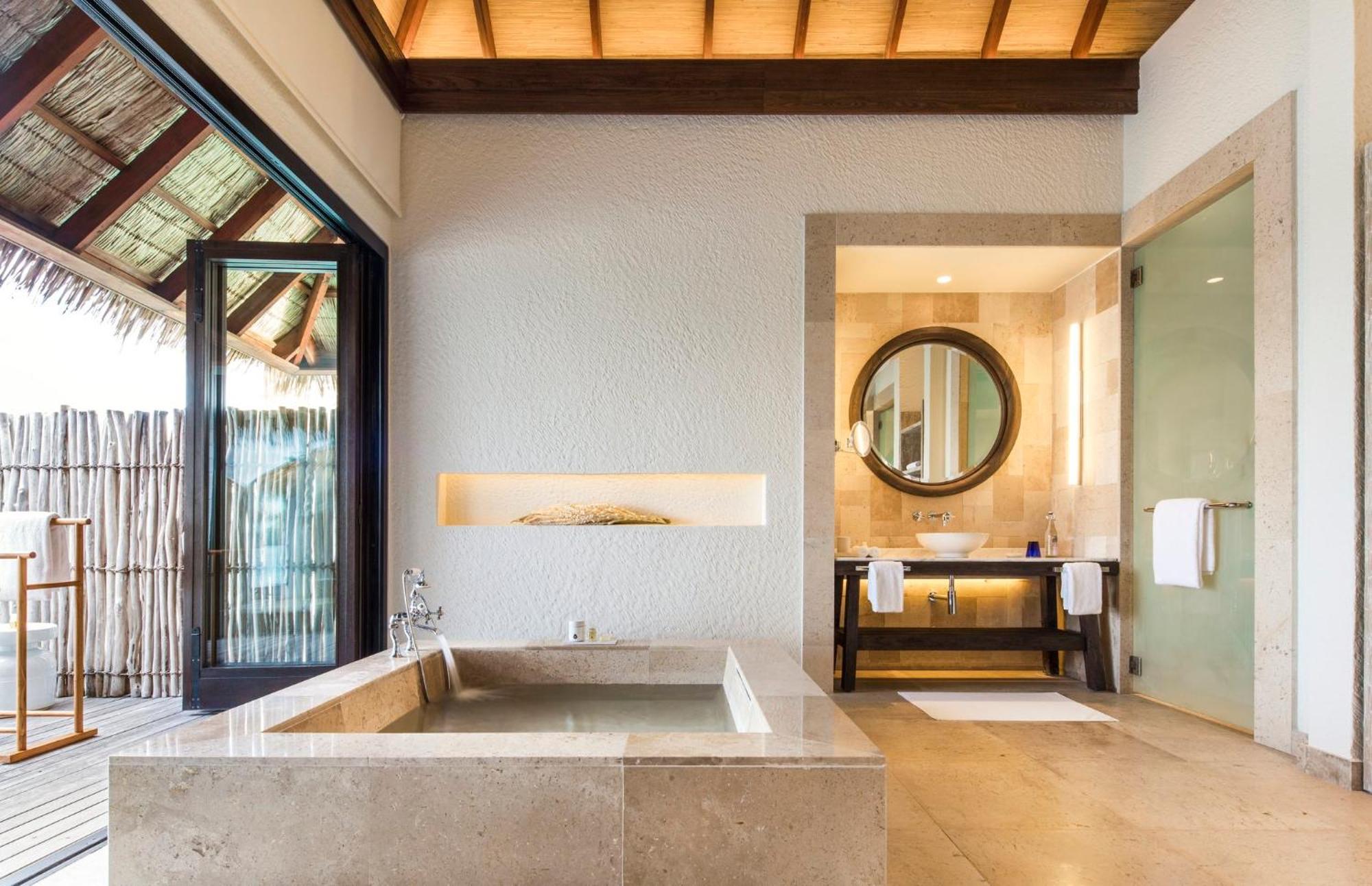 Water Suite with Private Pool