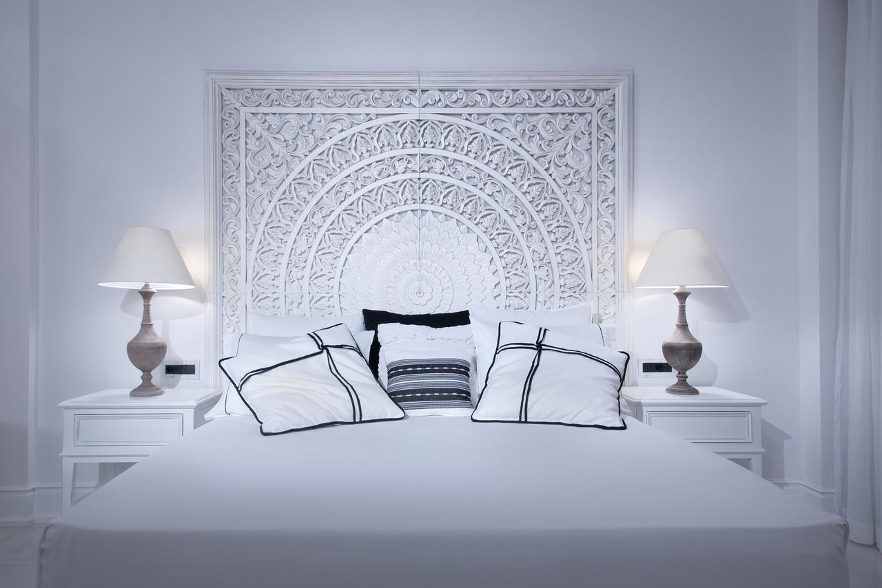 Deep Blu Deluxe Guestroom with Sea View