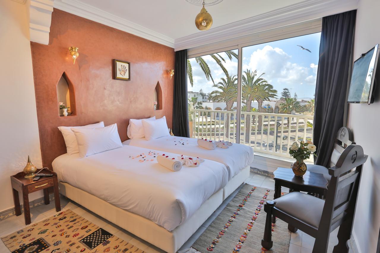 Deluxe Suite with Sea View