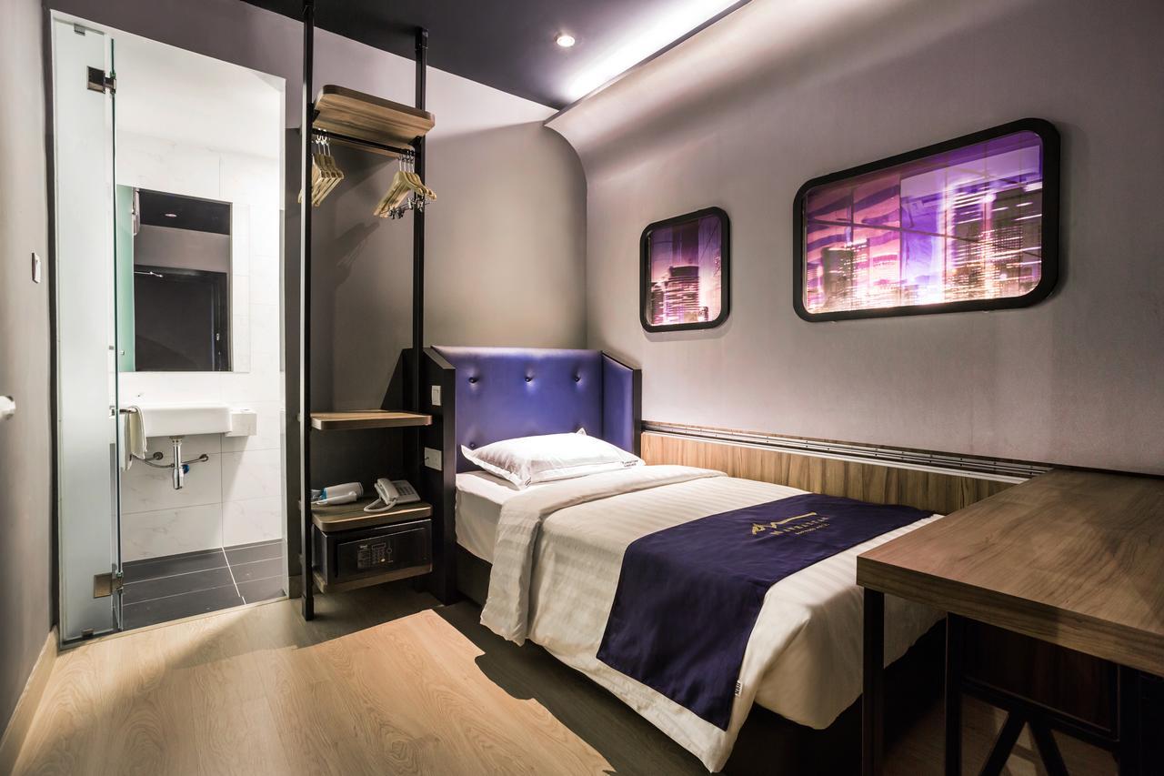 Deluxe Single Room