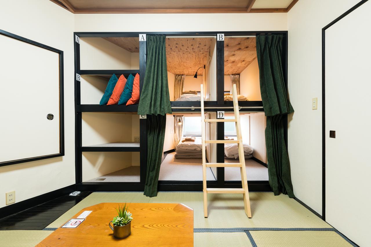 Quadruple Room with Private Bathroom