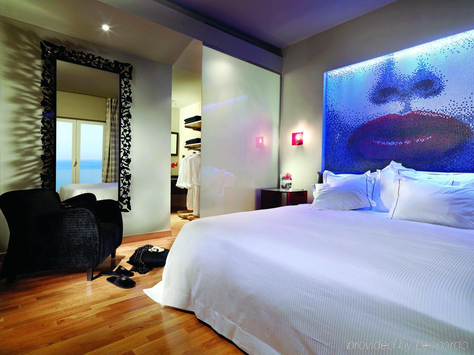 Lifestyle One-Bedroom Suite with Sea View