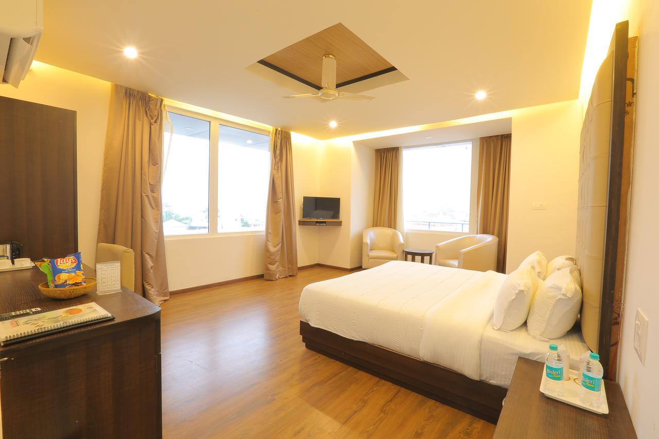 King Room with Garden View