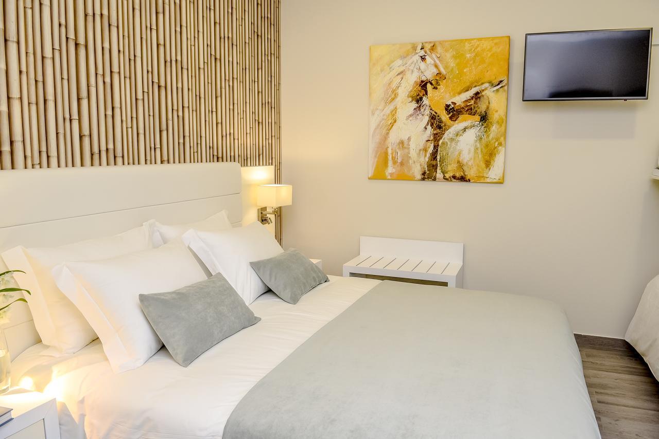 Double or Twin Room with Pool View