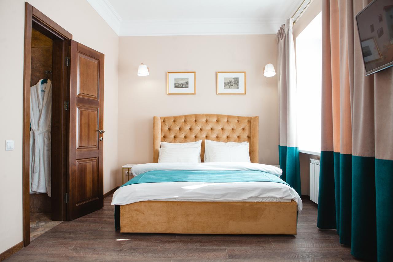 Deluxe Double Room with Extra Bed