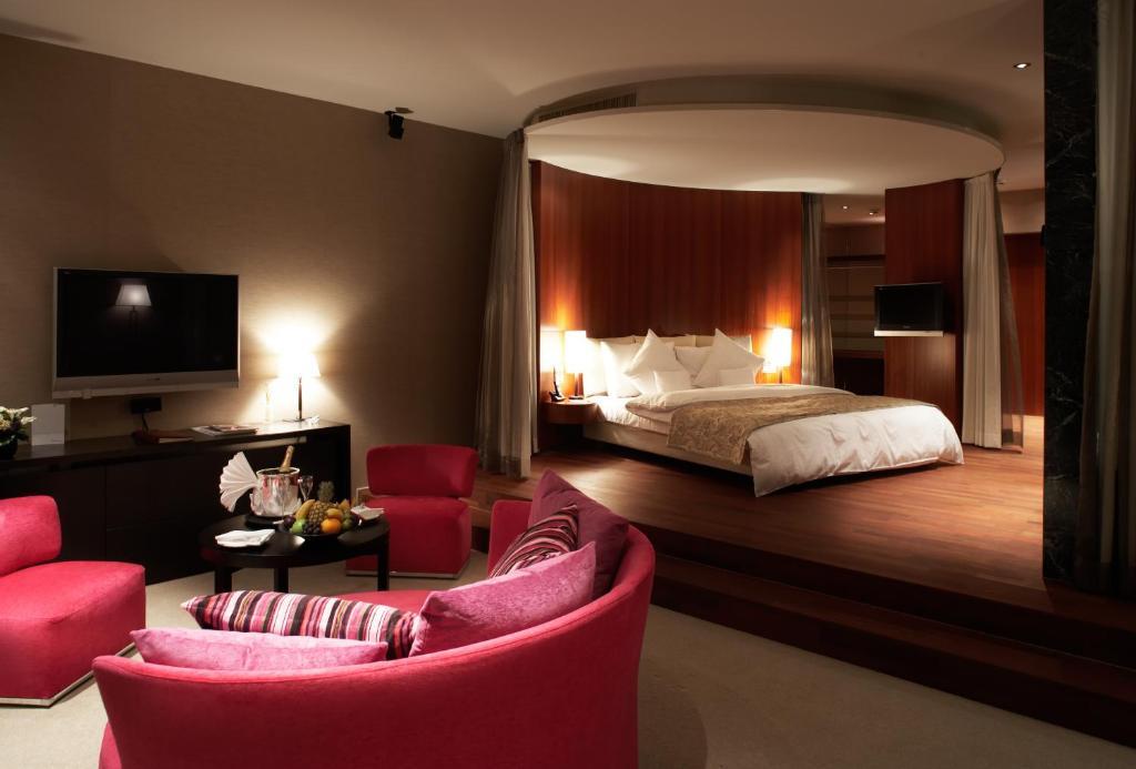 King Room