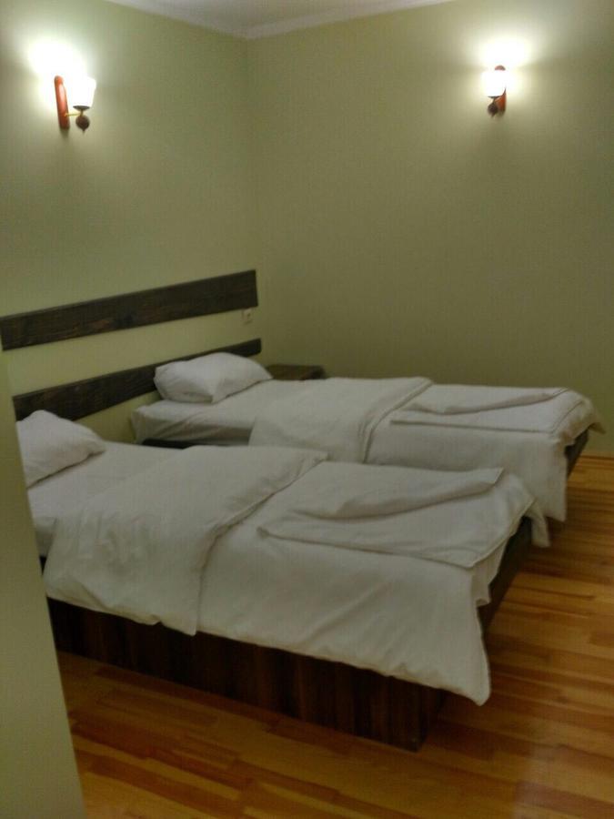 Twin Room with Shower