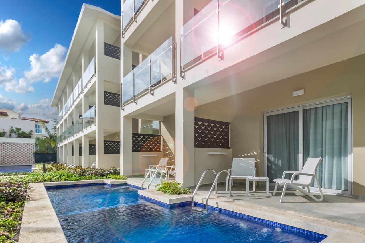 Superior Double Room Swim Up