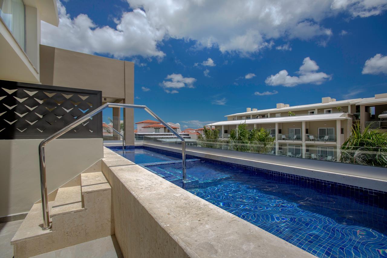 Duplex Suite with Private Pool