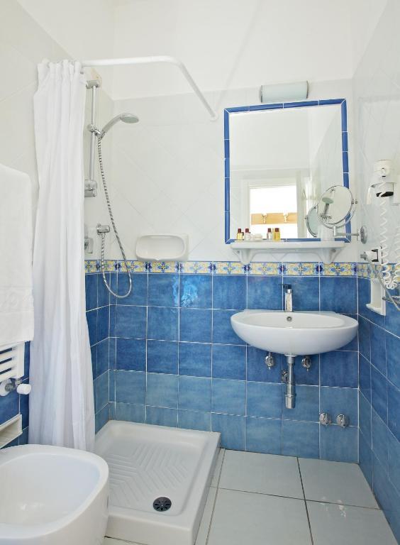 Deluxe Double Room with Sea View