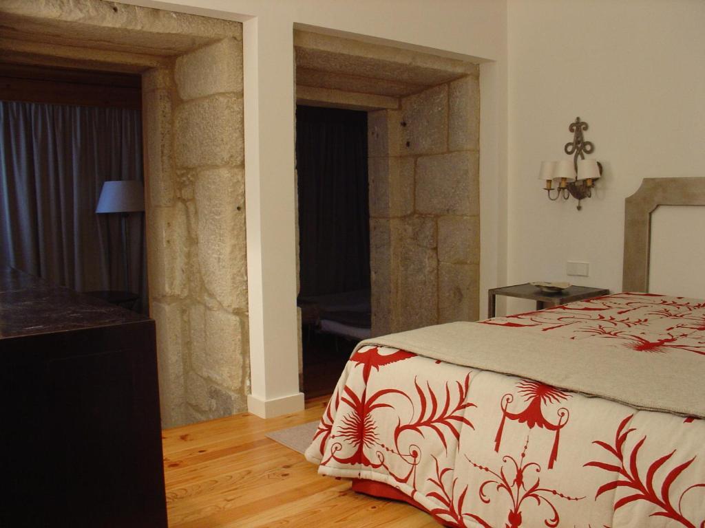 Family Suite (4 Adults + 2 Children)