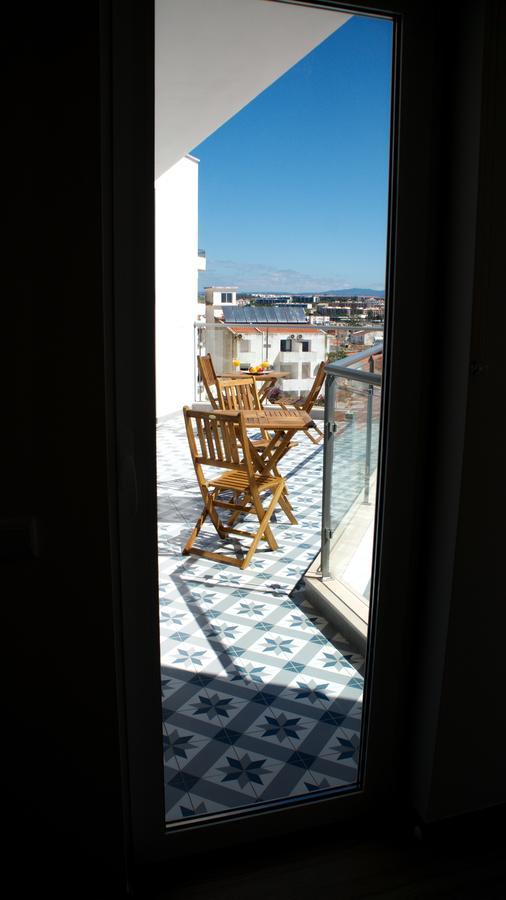 Twin Room with Shared Balcony