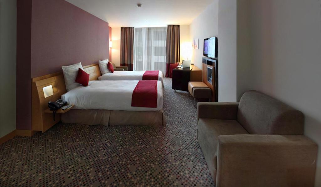 Superior Room with Two Twin Beds