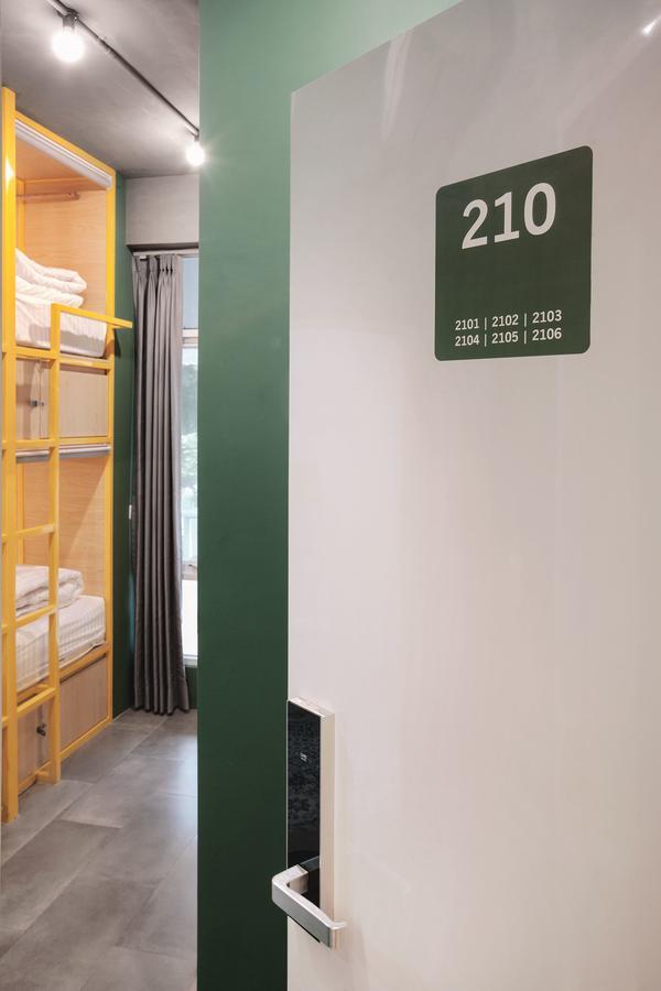 Bed in 6-Bed Mixed Dormitory Room