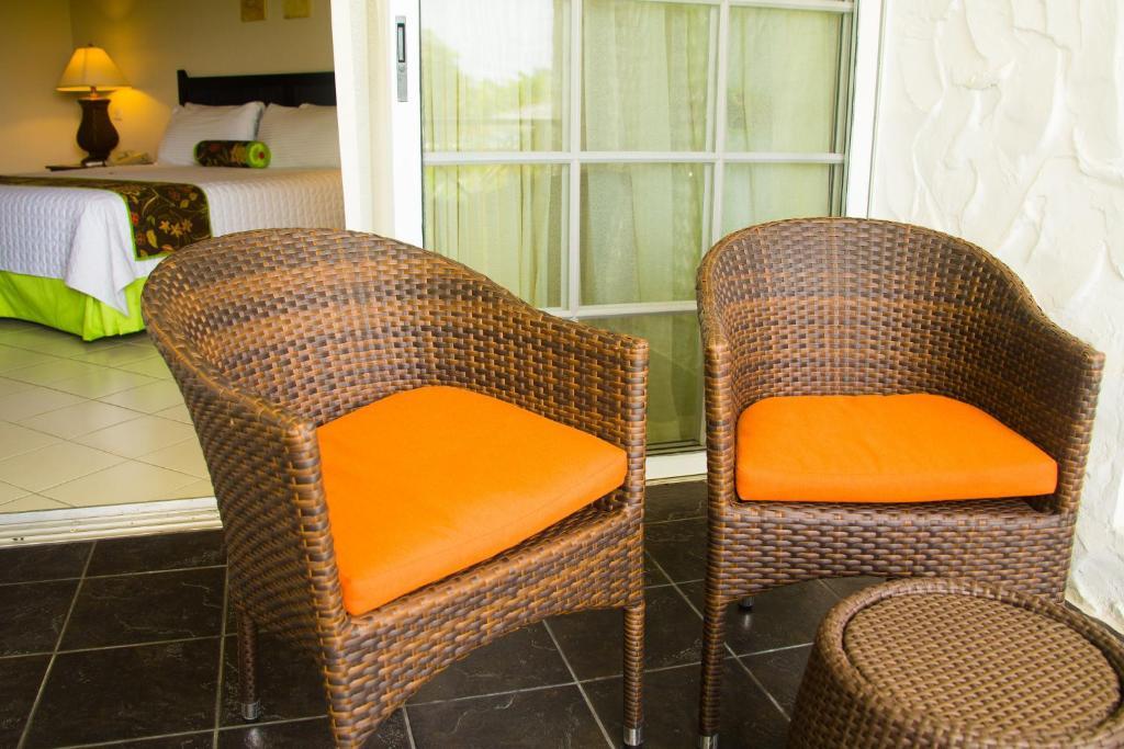 Double or Twin Room with Garden View