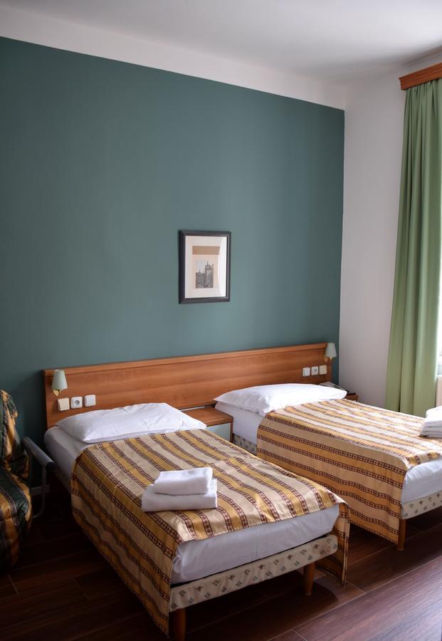 Deluxe Double or Twin Room with Garden View