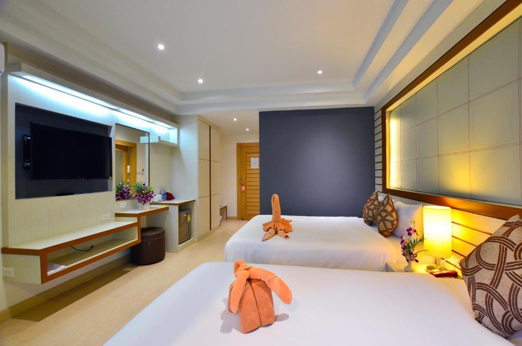 Deluxe Double or Twin Room