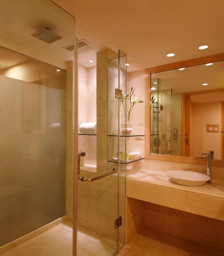 Superior King Room (Complimentary Welcome Drink on arrival,Early Check-In upto 2 hours (subject to availability))