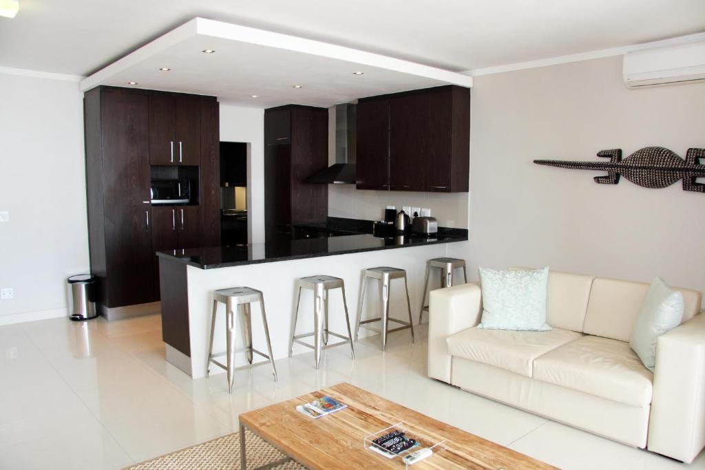 Luxury One-Bedroom Apartment