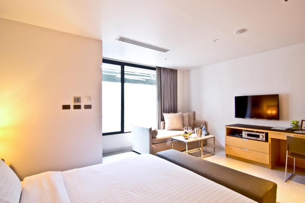 Suite with Private Pool
