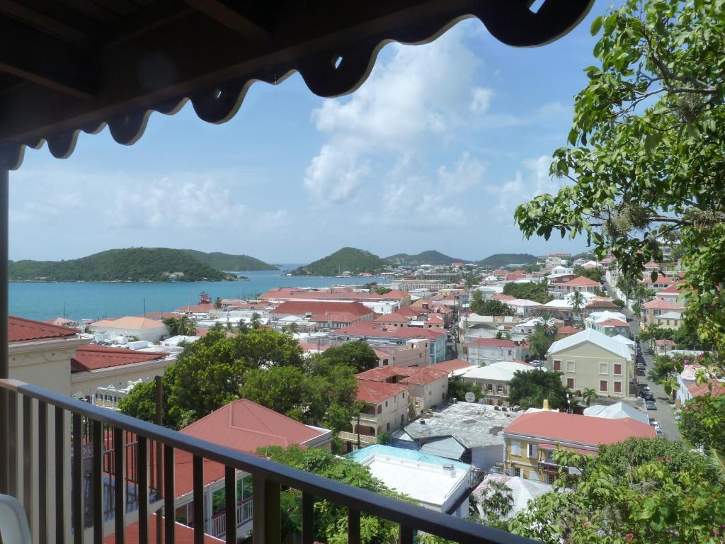 Queen Room with Harbor View