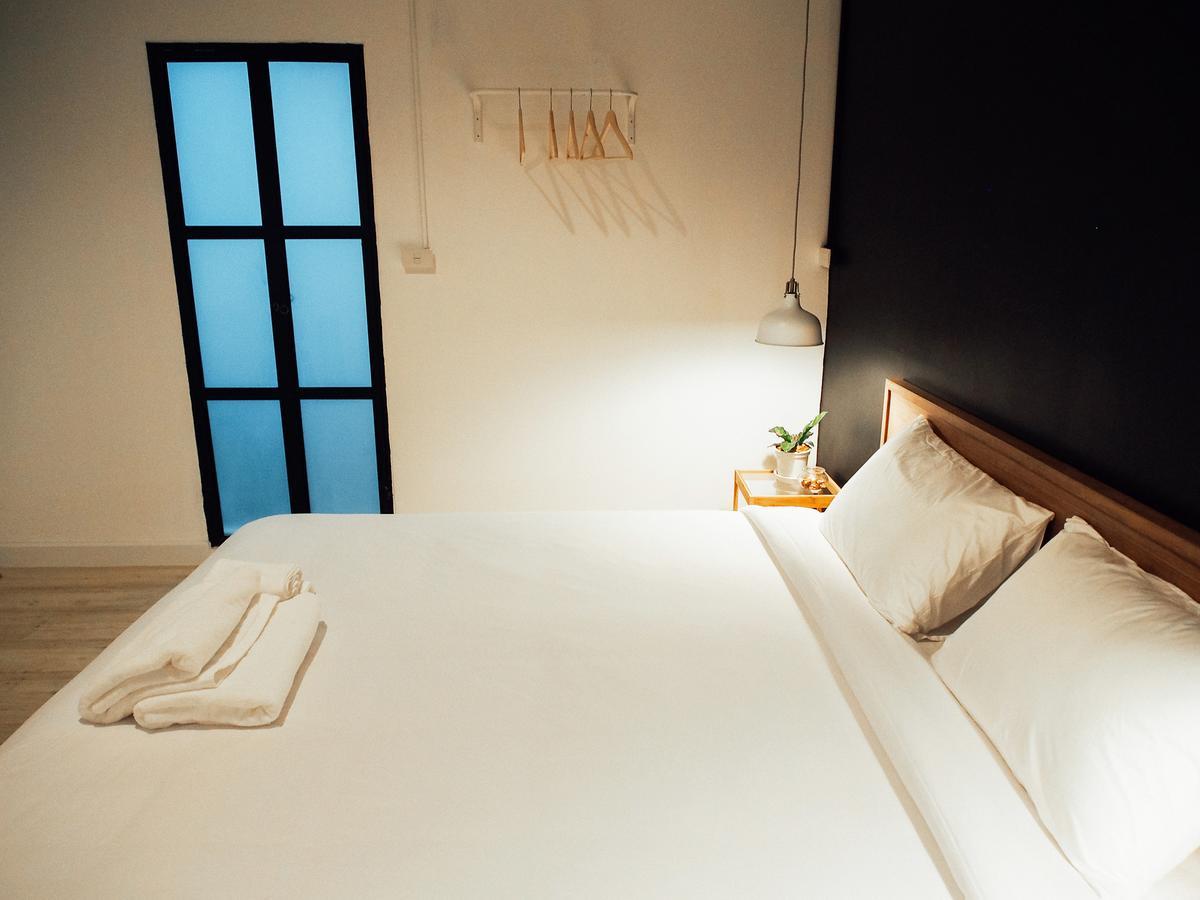 Deluxe Double Room (No Window)