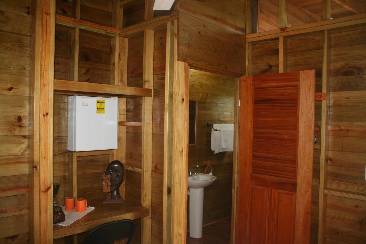 Queen Room with Garden View