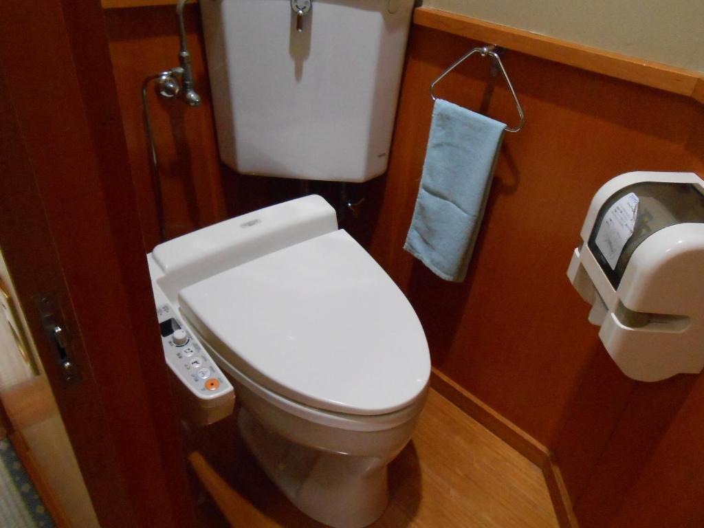 Japanese-Style Deluxe Room with Private Bathroom and Toilet - East Building River View - Non-Smoking