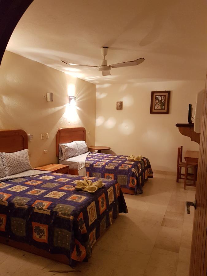 Twin Room with Private Bathroom and Fan
