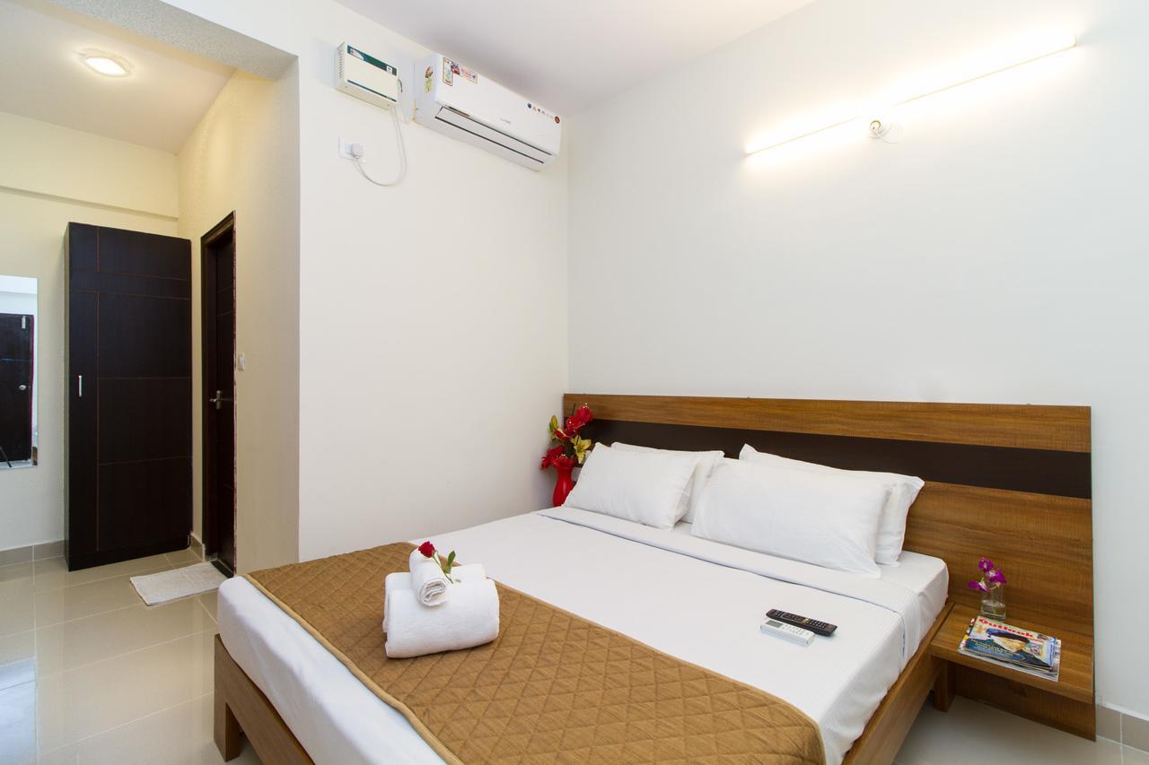 Deluxe Queen Room