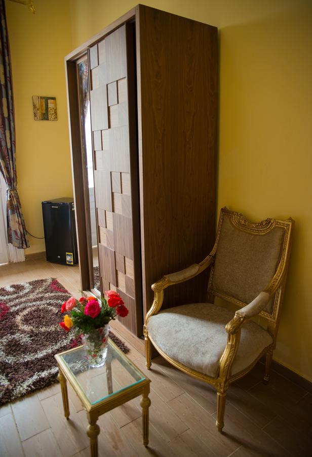 Triple Room with City View