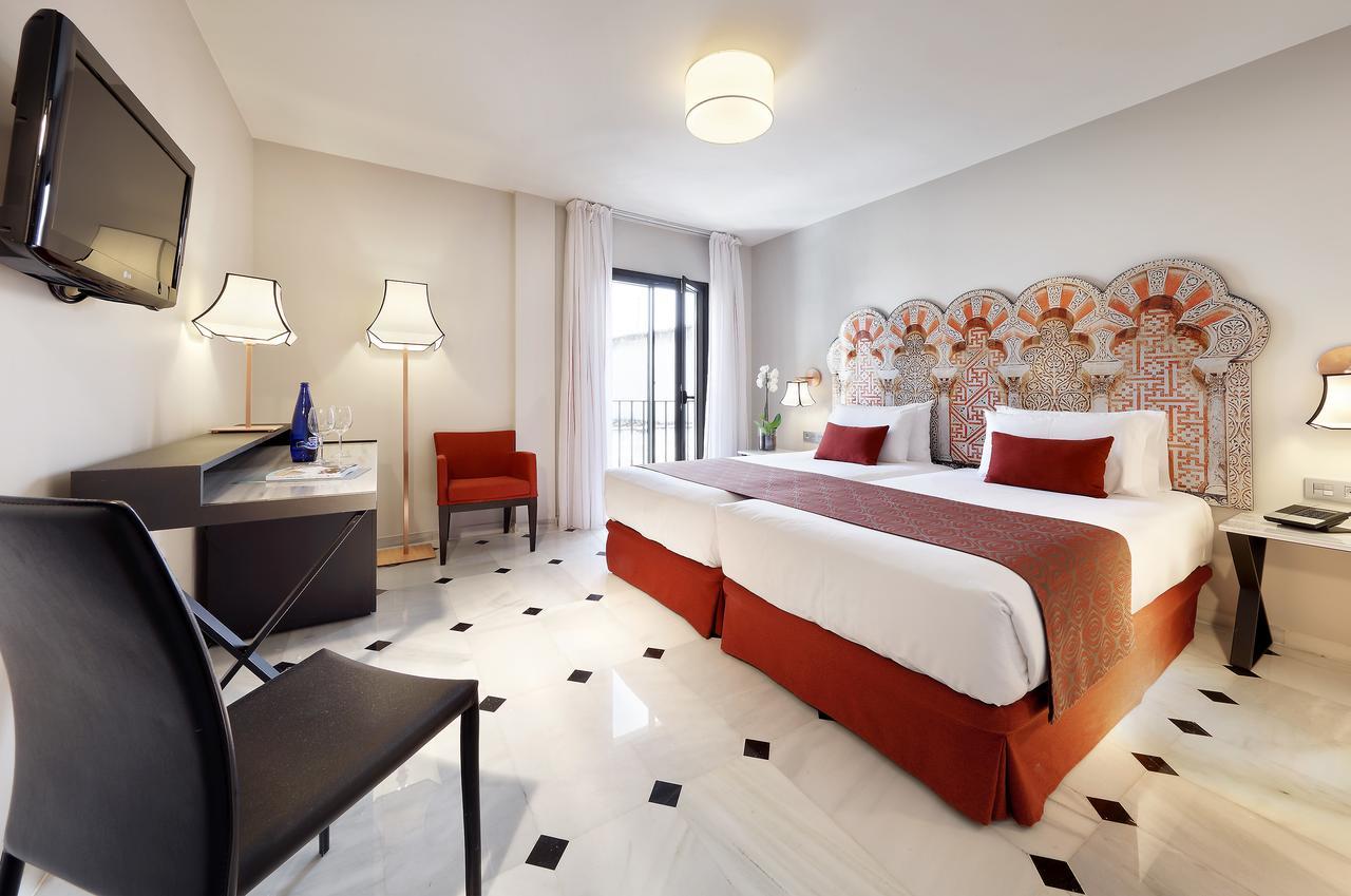 Double Deluxe Room with Mosque view Double or Twin Room