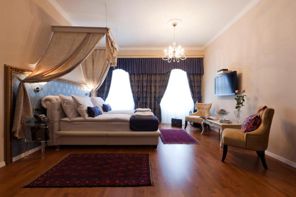 Two-Bedroom Suite