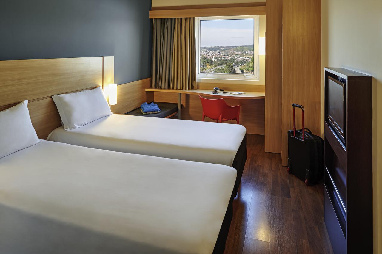 Standard Apartment with Twin Beds