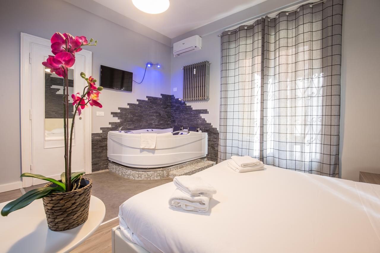 Double Room with Spa Bath