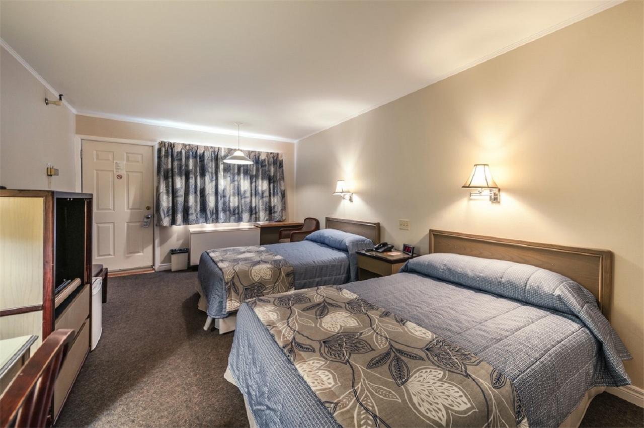 Double Room with Two Double Beds