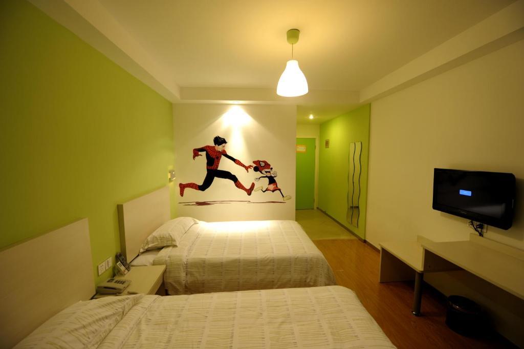Twin Room - Mobility Access